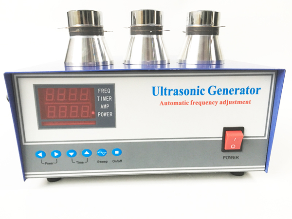 ultrasonic transducer signal generator for ultrasonic cleaner