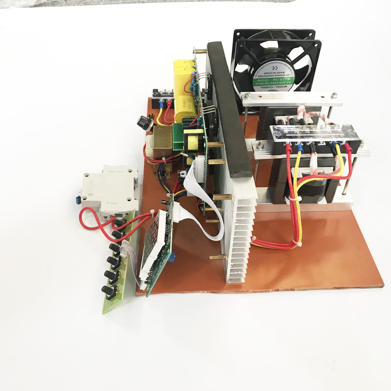 ultrasonic integrated circuit for ultrasonic transducer